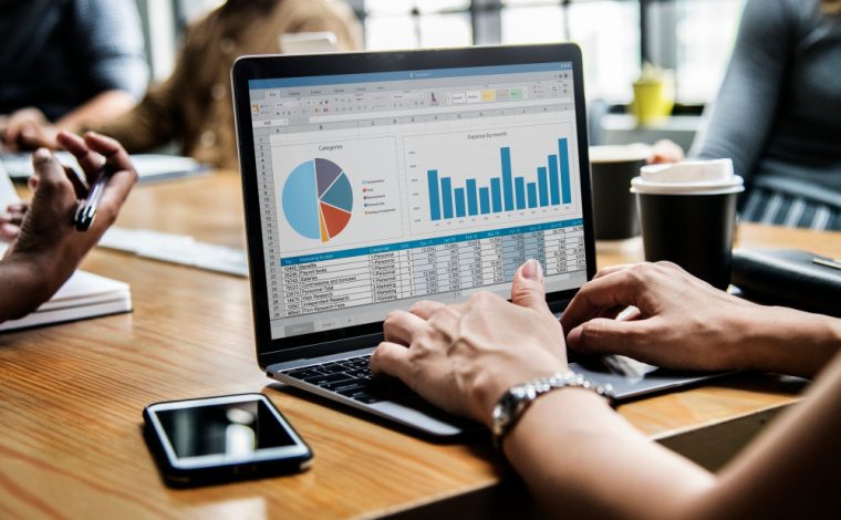 Power BI vs Excel: Mana yang Lebih Tepat untuk Analisis Data Modern?